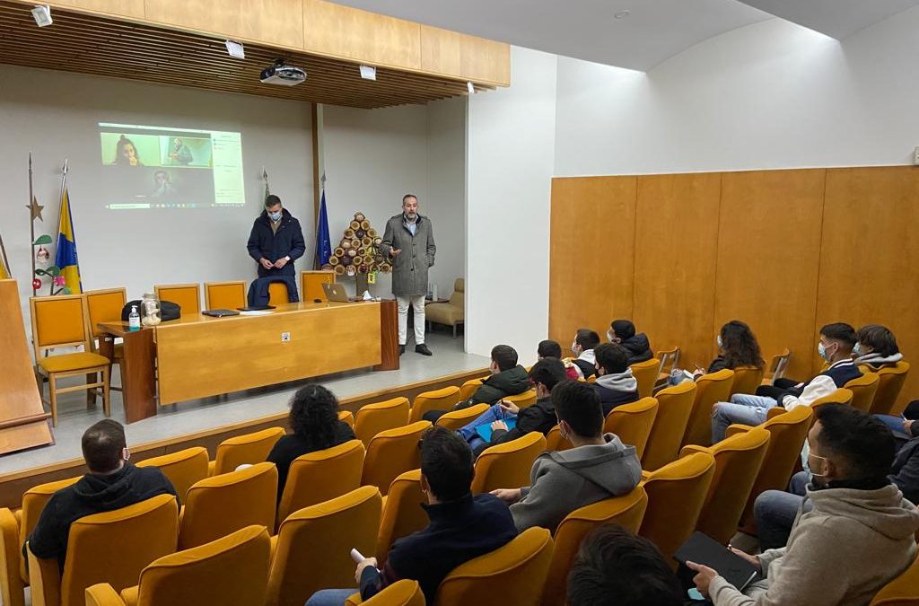 “PONTAPÉ DE SAÍDA” DO CURSO DE ÁRBITROS DE FUTSAL